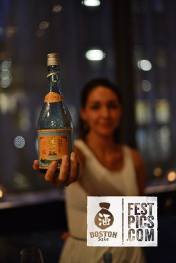 p1733029490-o701102910-4